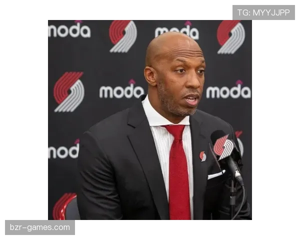 福登更衣室展现领袖气质，状态回升助力球队实力提升