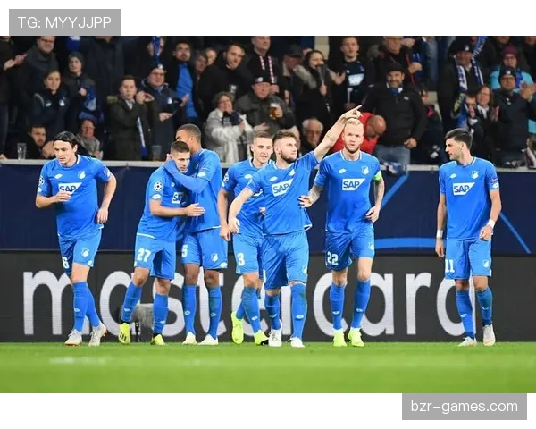 汉堡边路进攻爆发，状态回升助球队力克强敌夺关键三分