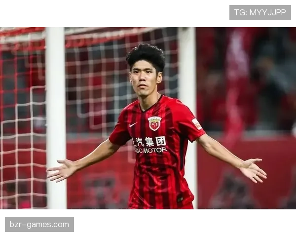 阿伊纳赛季首战闪耀全场，助球队力克对手取得开门红