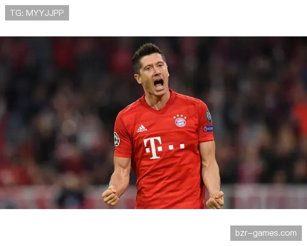 莱万多夫斯基英超转会传闻再起，近期动态引发关注