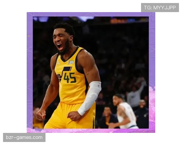 米切尔挡拆单打吸引防守，效率较上季回升